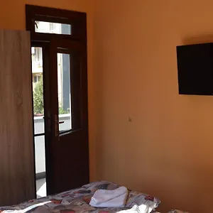 Guest house Vesi's