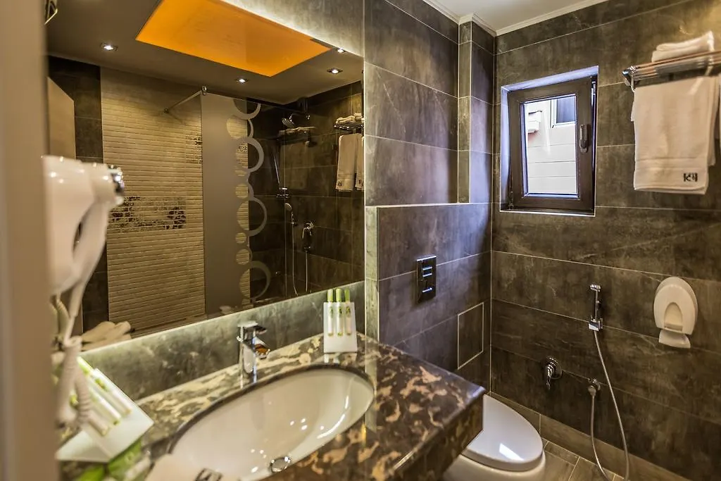 ***  8 1/2 Art Guest House Plovdiv Bulgaria