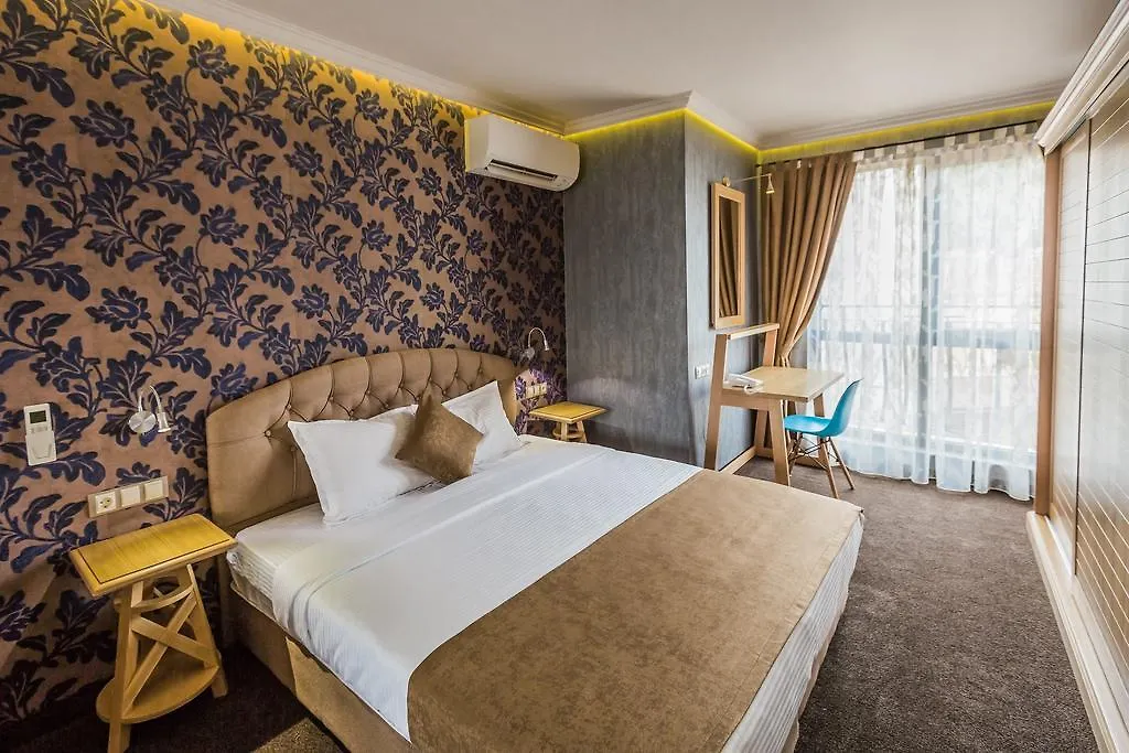 8 1/2 Art Guest House Plovdiv