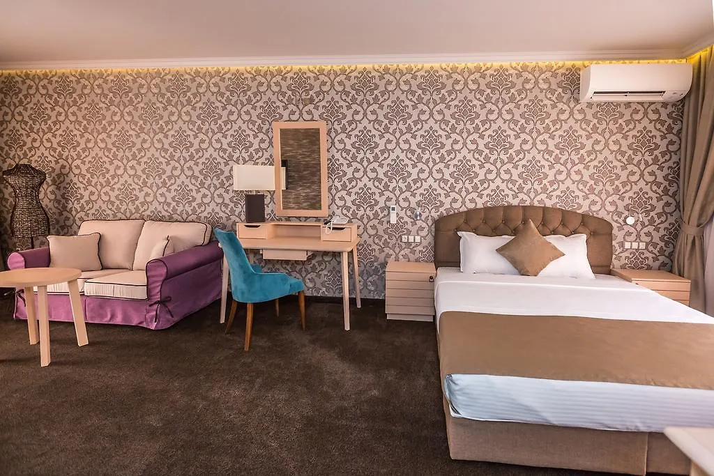 8 1/2 Art Guest House Plovdiv